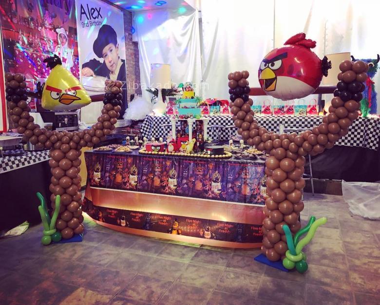 تم تولد پرندگان خشمگین - Angry Birds